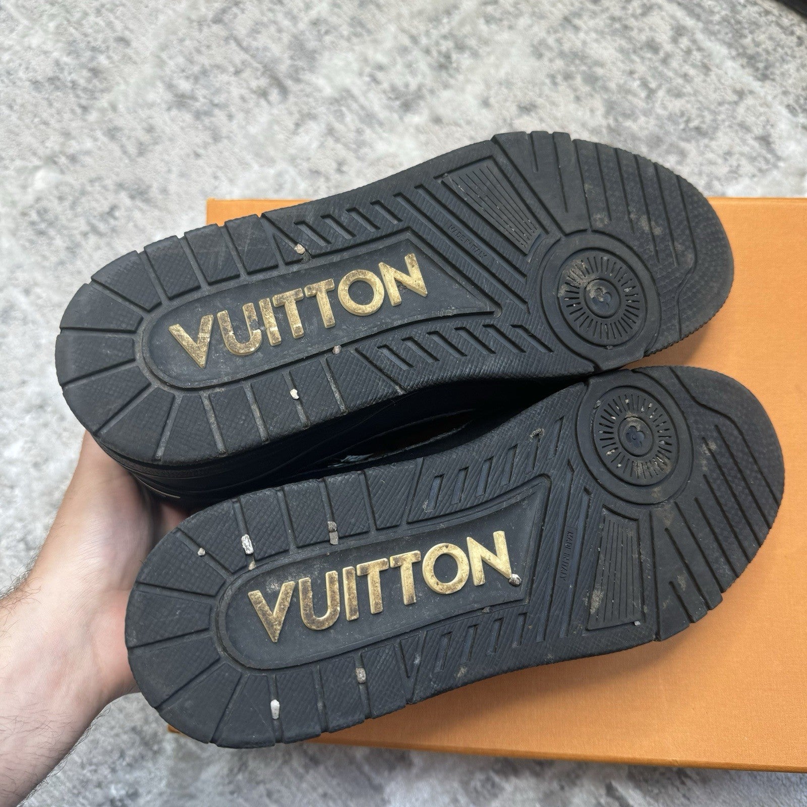 Louis Vuitton Trainer Low ‘embossed Monogram’ Sz- 8.5LV