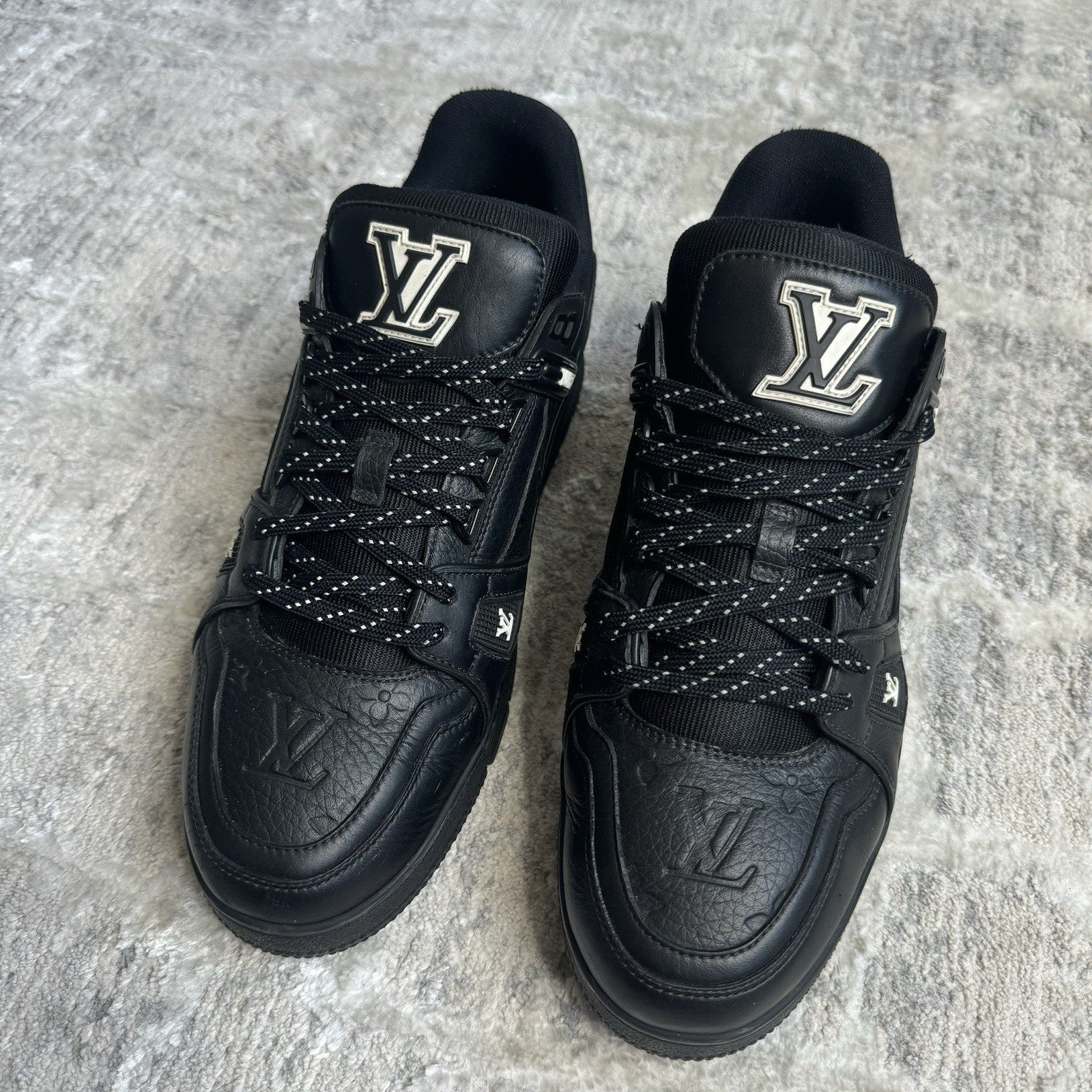 Louis Vuitton Trainer Low ‘embossed Monogram’ Sz- 8.5LV
