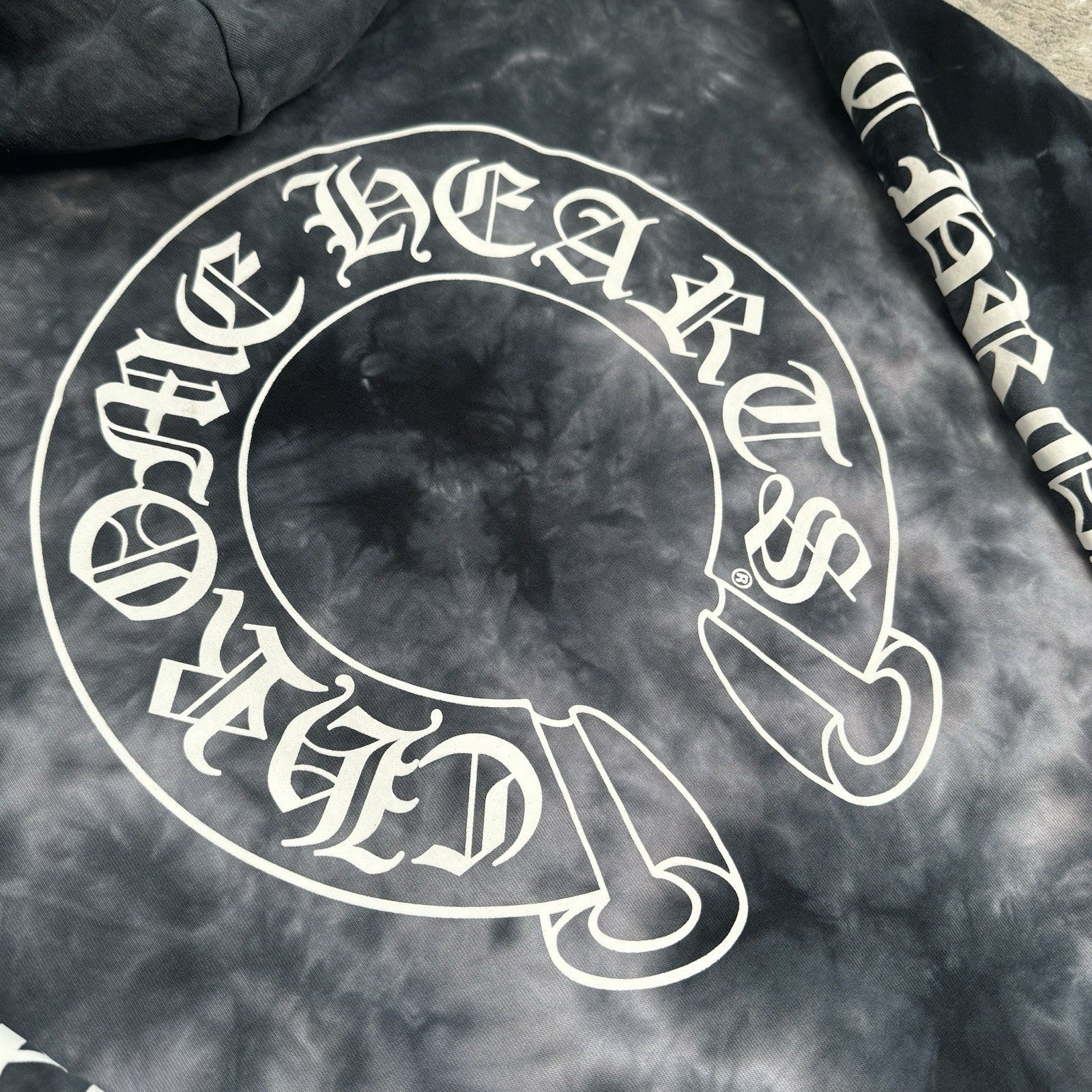 Chrome Hearts Tie Dye Horseshoe Pullover Hoodie 