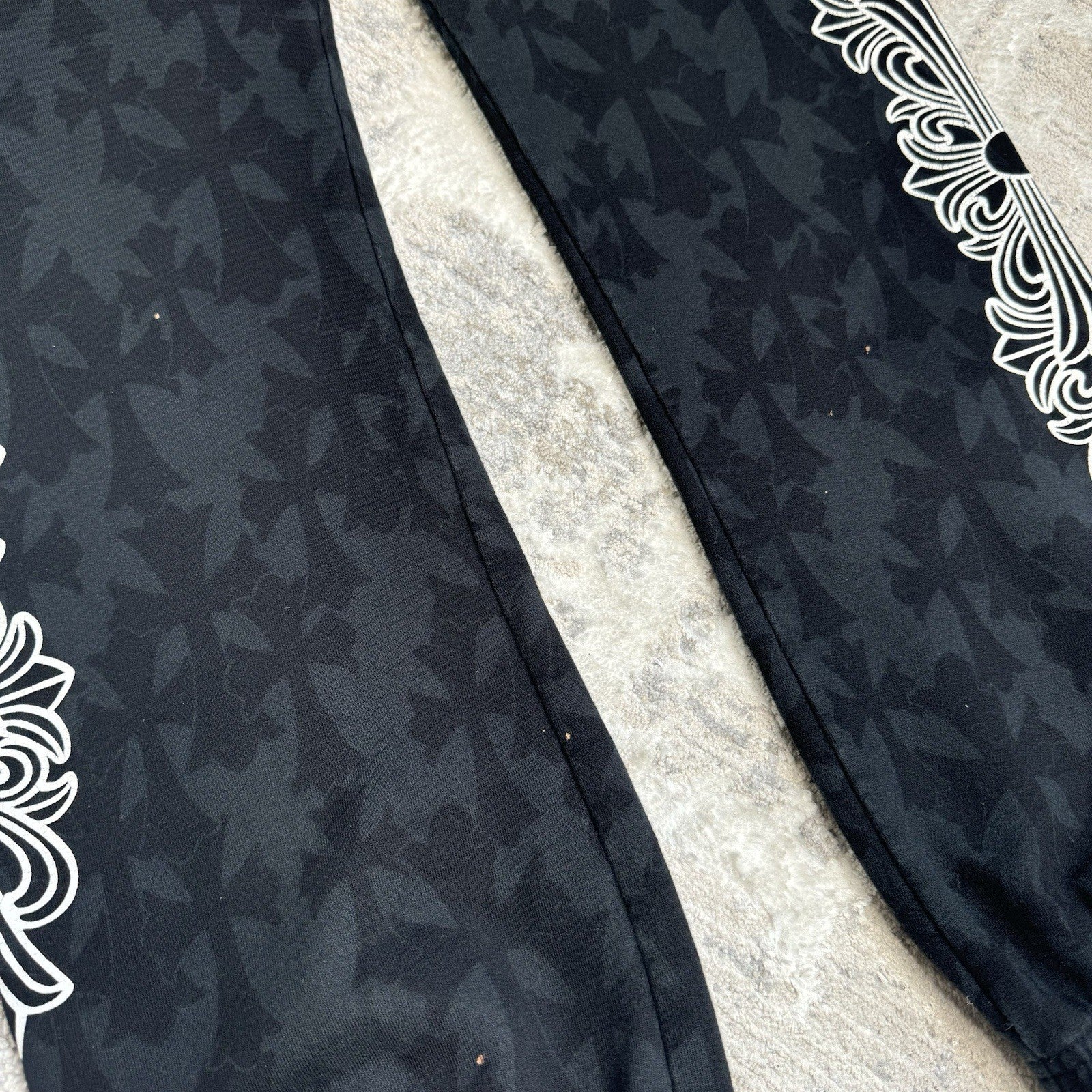 Chrome Hearts Cemetery Allover Cross Print Logo Floral Sweatpants 