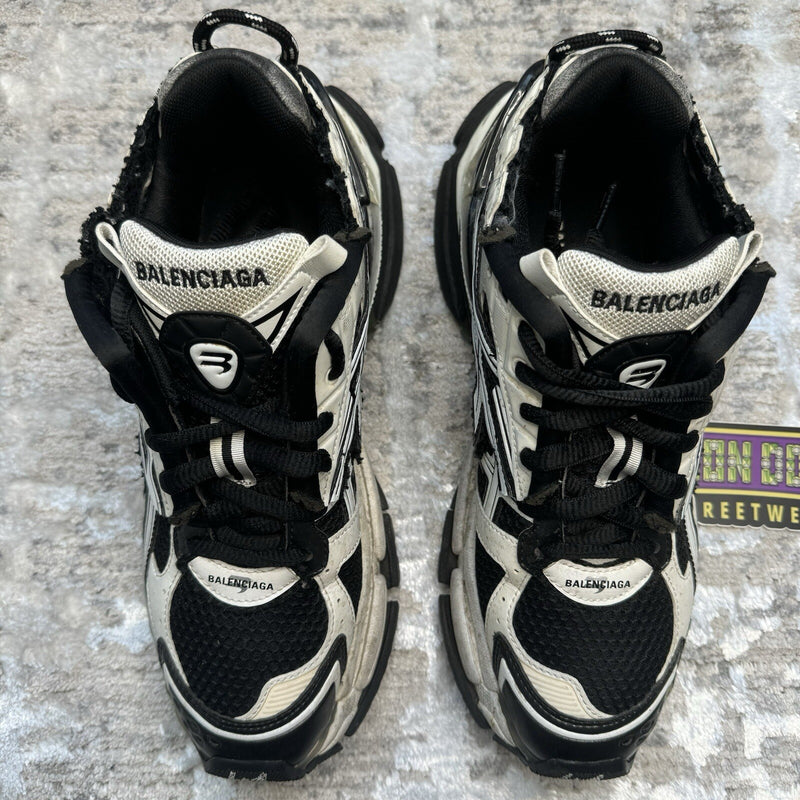 Balenciaga Runner Sneaker ‘white Black’ Sz- 8M/41EU