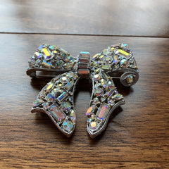 R. Serbin 1980s Vintage Custome Brooch Pin Crystal