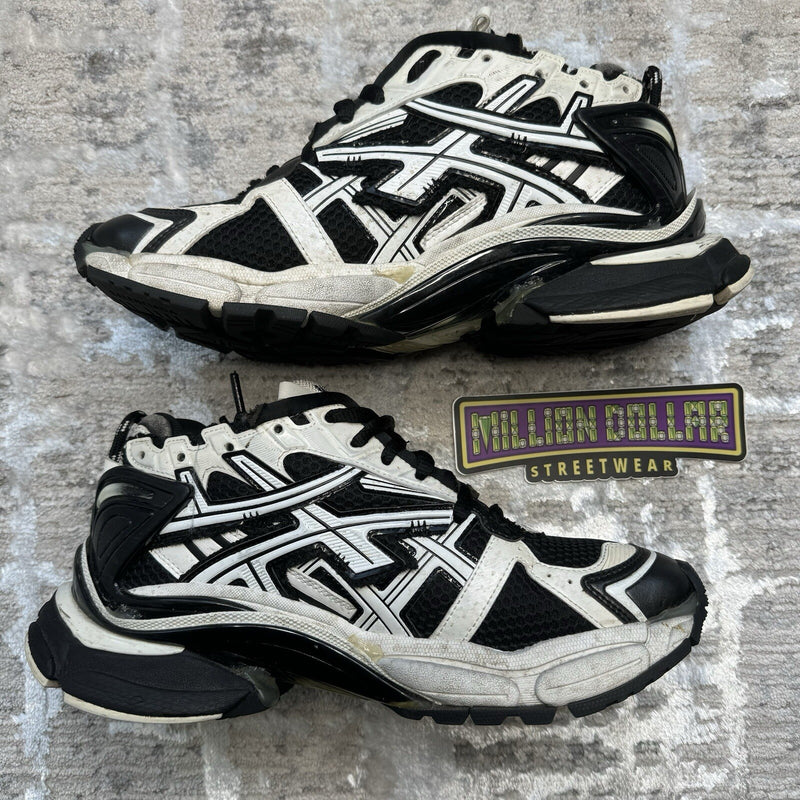 Balenciaga Runner Sneaker ‘white Black’ Sz- 8M/41EU