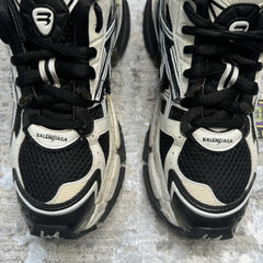 Balenciaga Runner Sneaker ‘white Black’ Sz- 8M/41EU