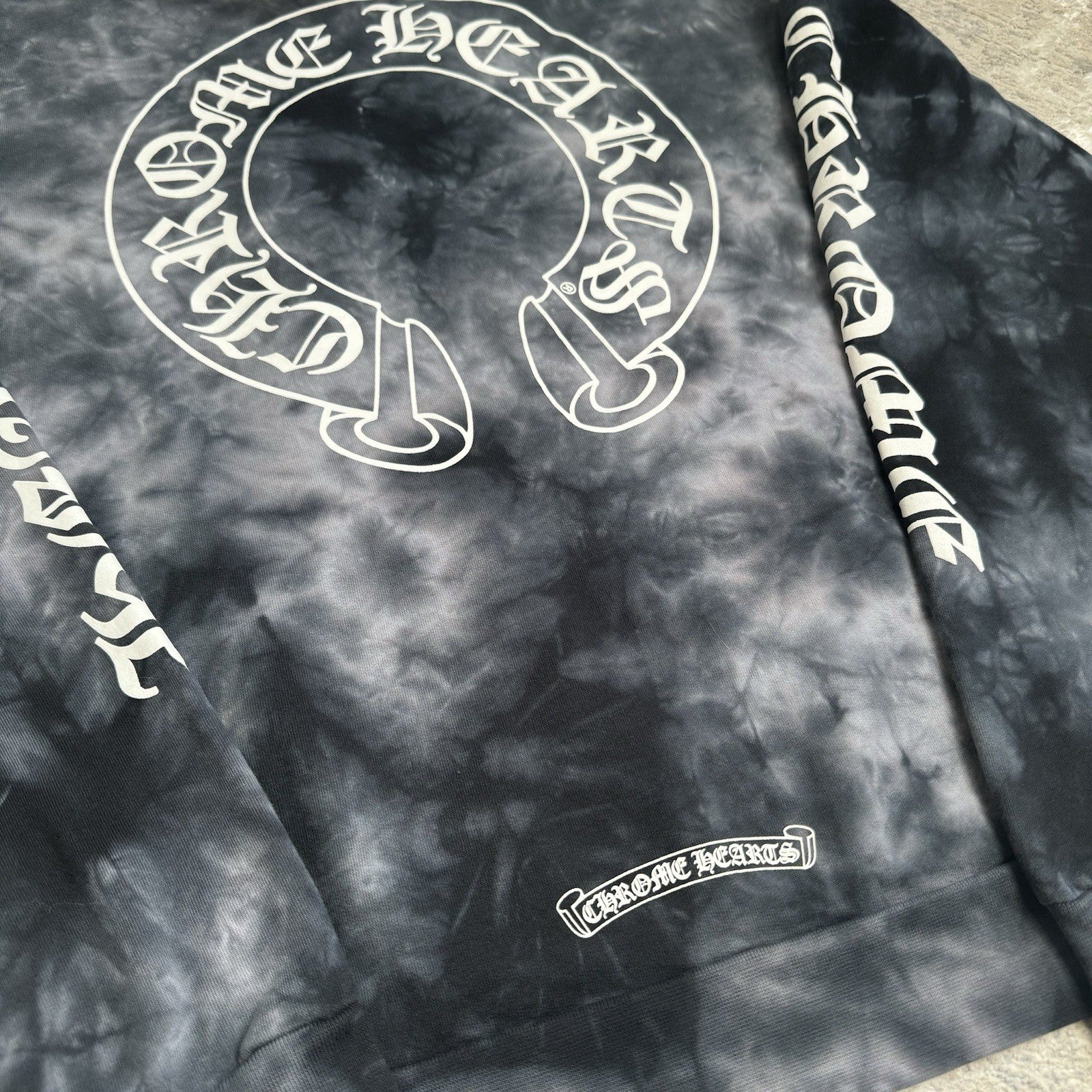 Chrome Hearts Tie Dye Horseshoe Pullover Hoodie 
