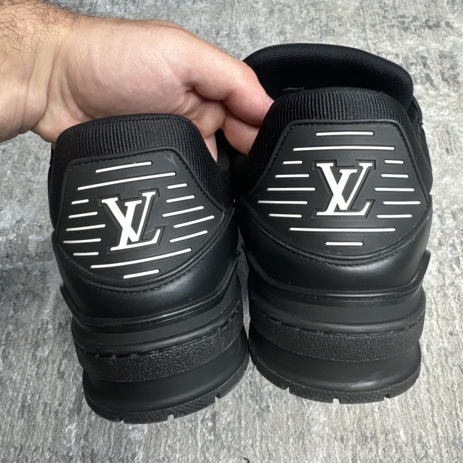Louis Vuitton Trainer Low ‘embossed Monogram’ Sz- 10LV