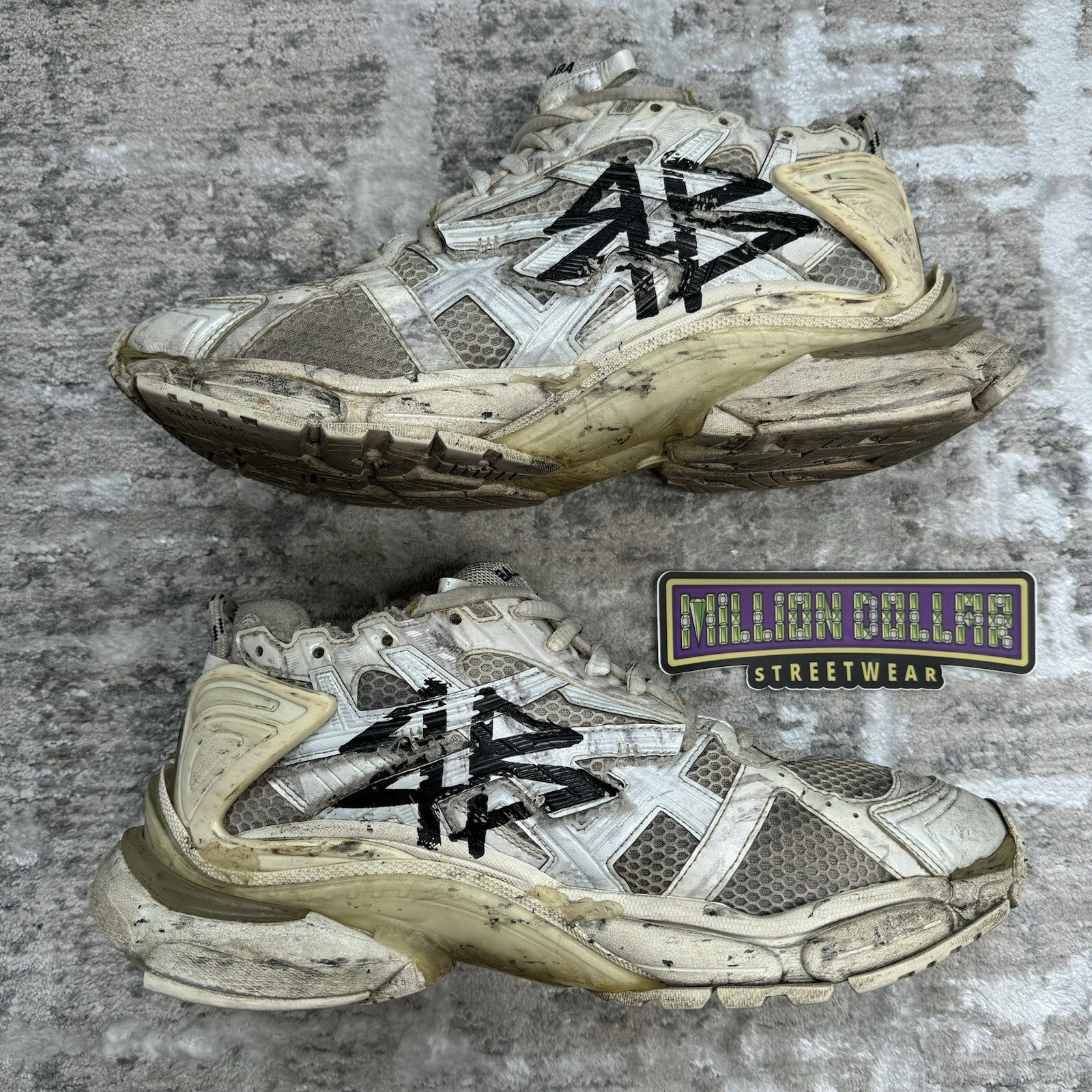 Balenciaga Runner Sneaker graffiti’ Sz- 10M/43EU