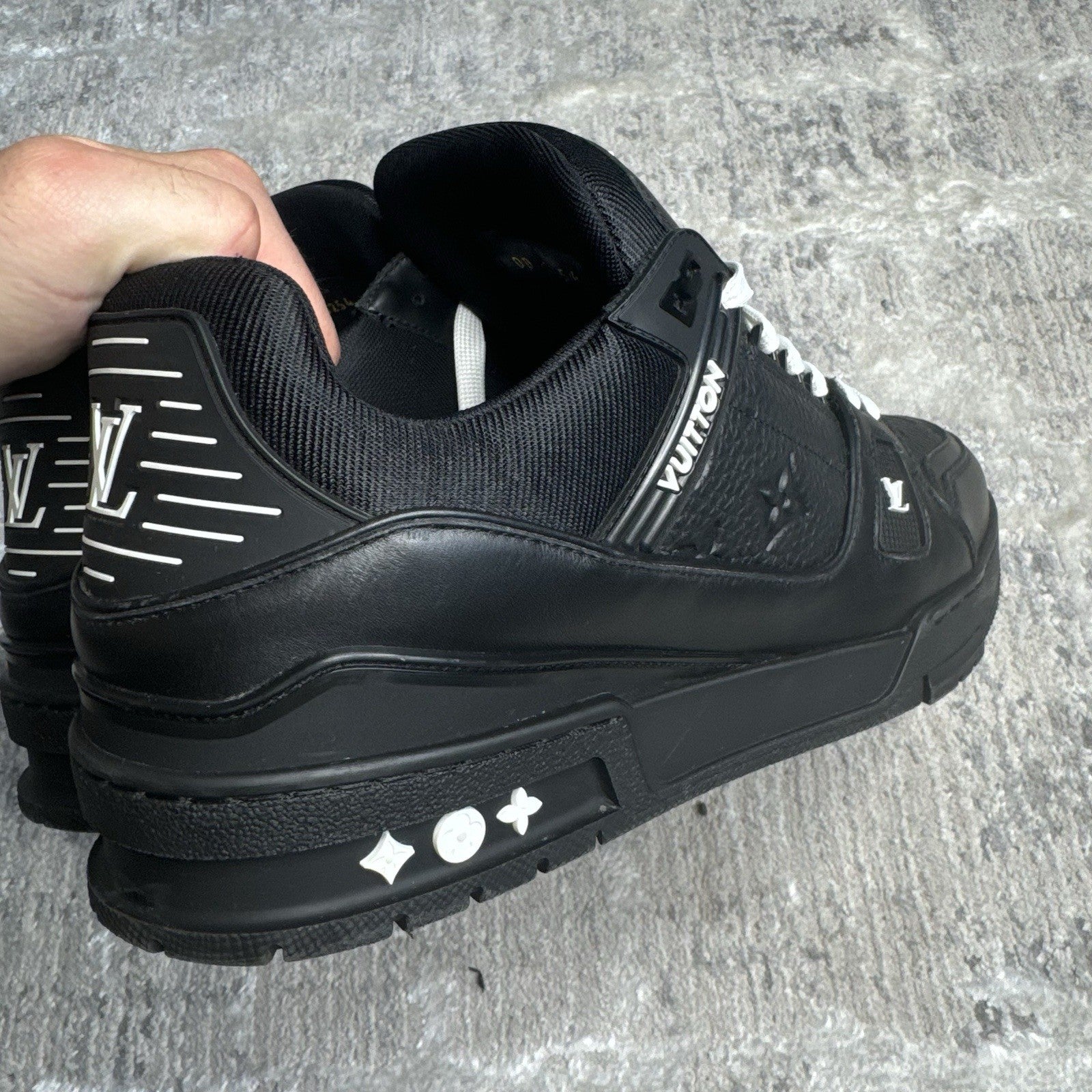 Louis Vuitton Trainer Low ‘embossed Monogram’ Sz- 10LV