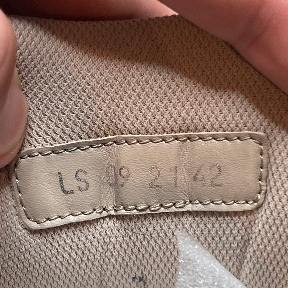 Dior b30 reflective sneaker ‘cream’- 9M/42EU
