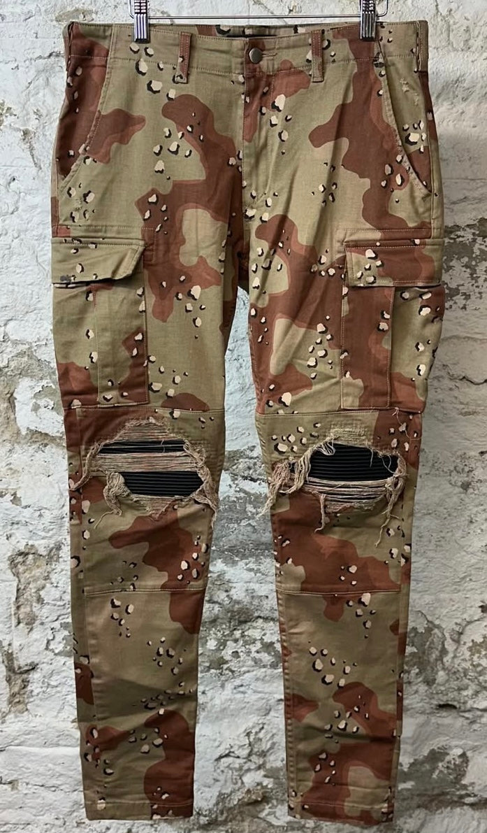 Amiri cargo pants size 31 - Million Dollar Streetwear