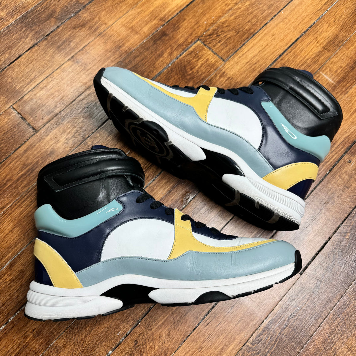 Chanel high top sneaker - Million Dollar Streetwear