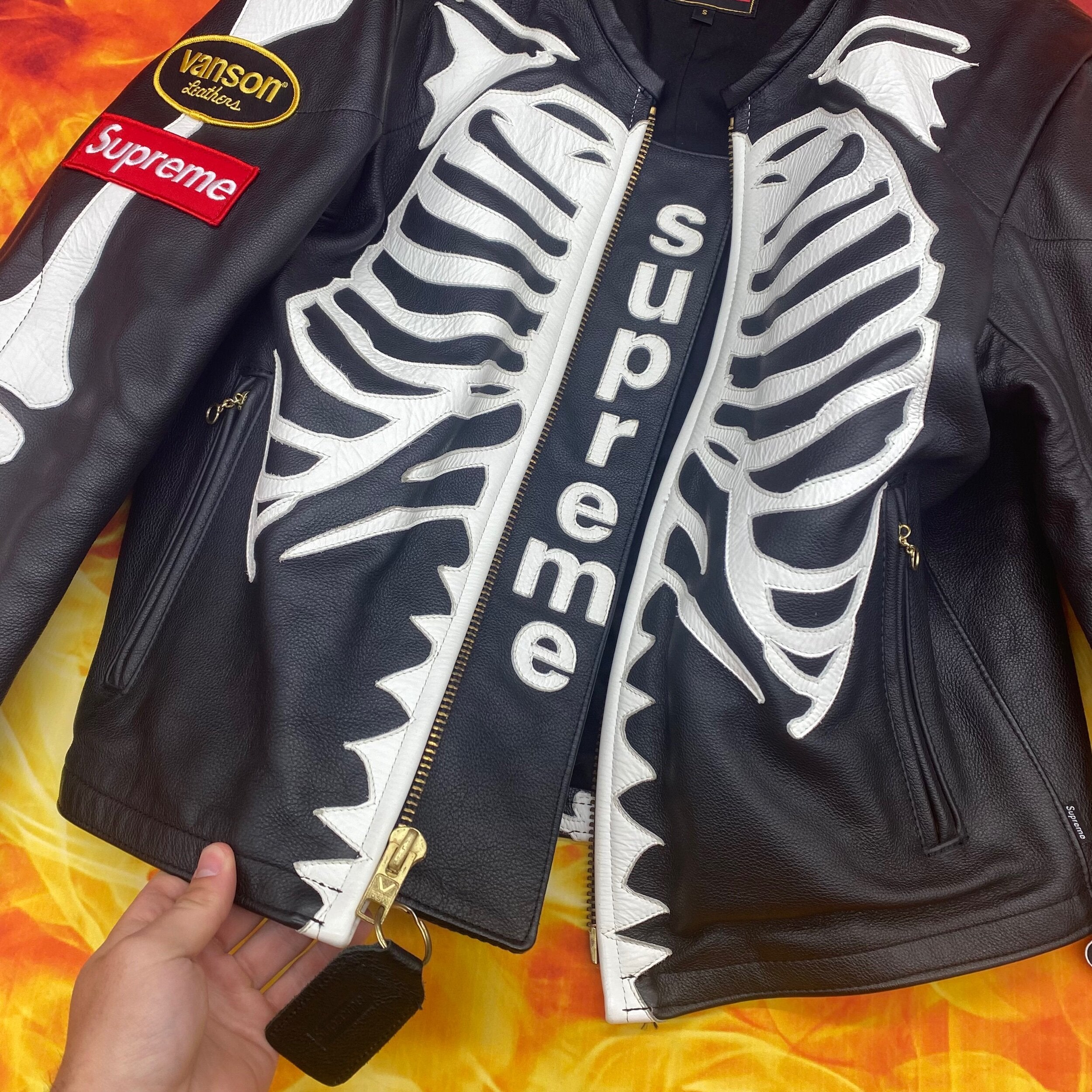 FW17 Supreme Vanson Leather Bones Jacket - アウター