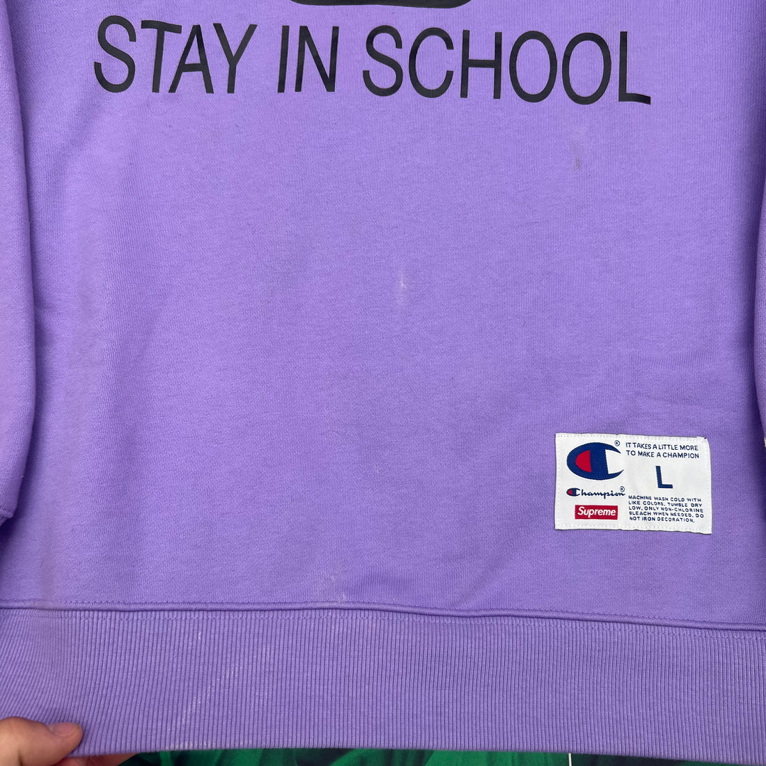 Supreme champion stay in school crewneck- L – Million Dollar