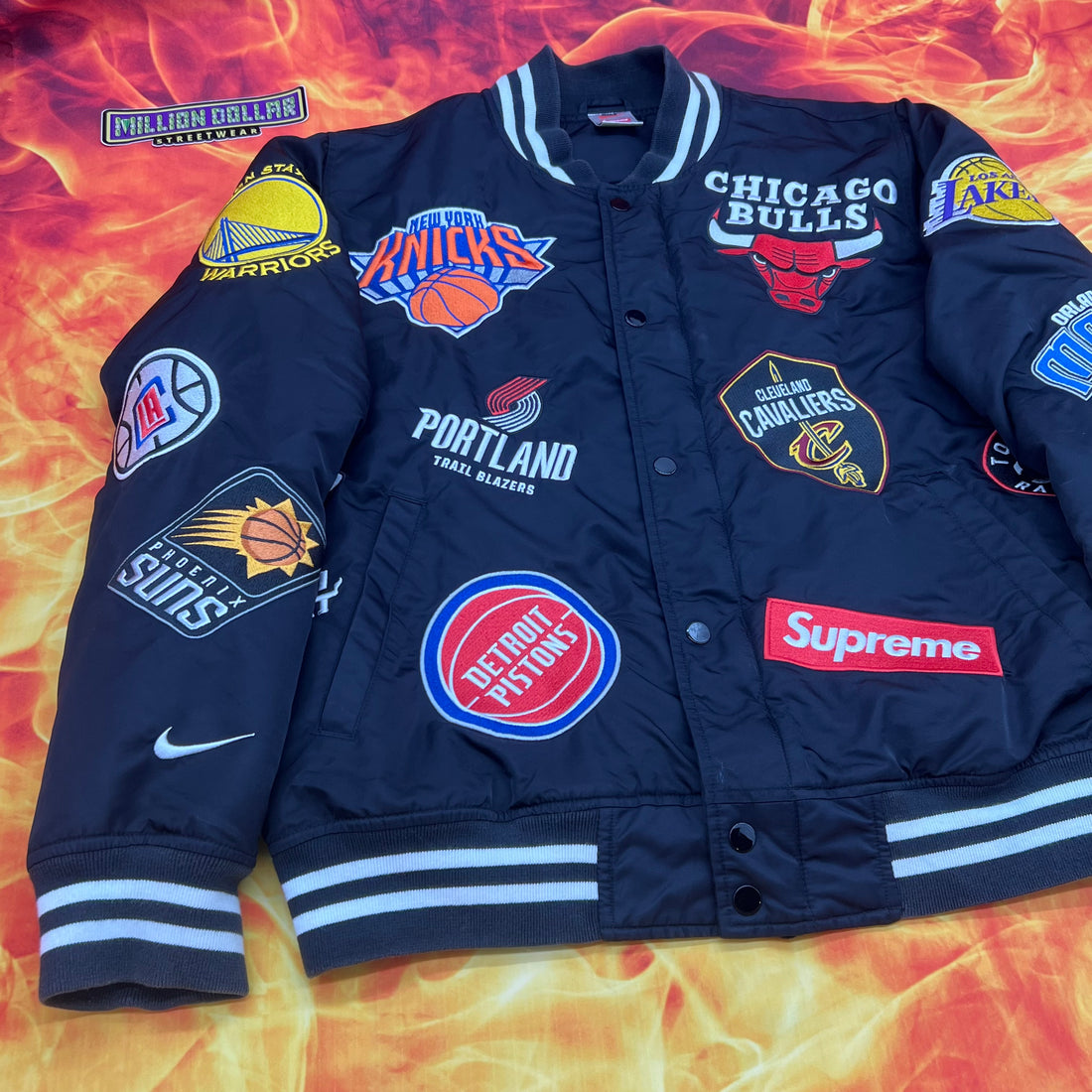 Supreme Nike NBA teams warm-up jacket- M – Million Dollar Streetwear