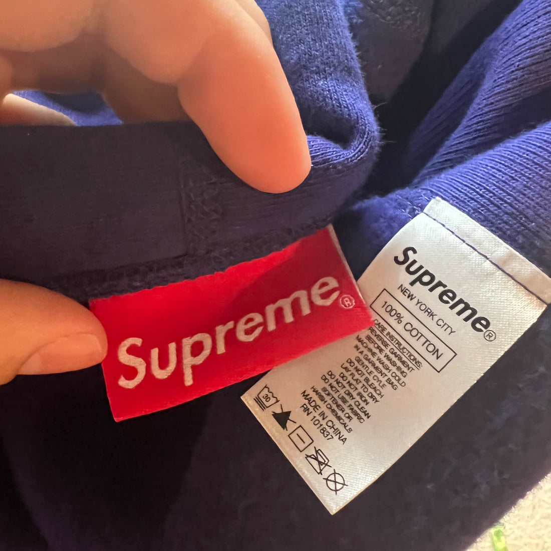 Supreme jewels hoodie- M