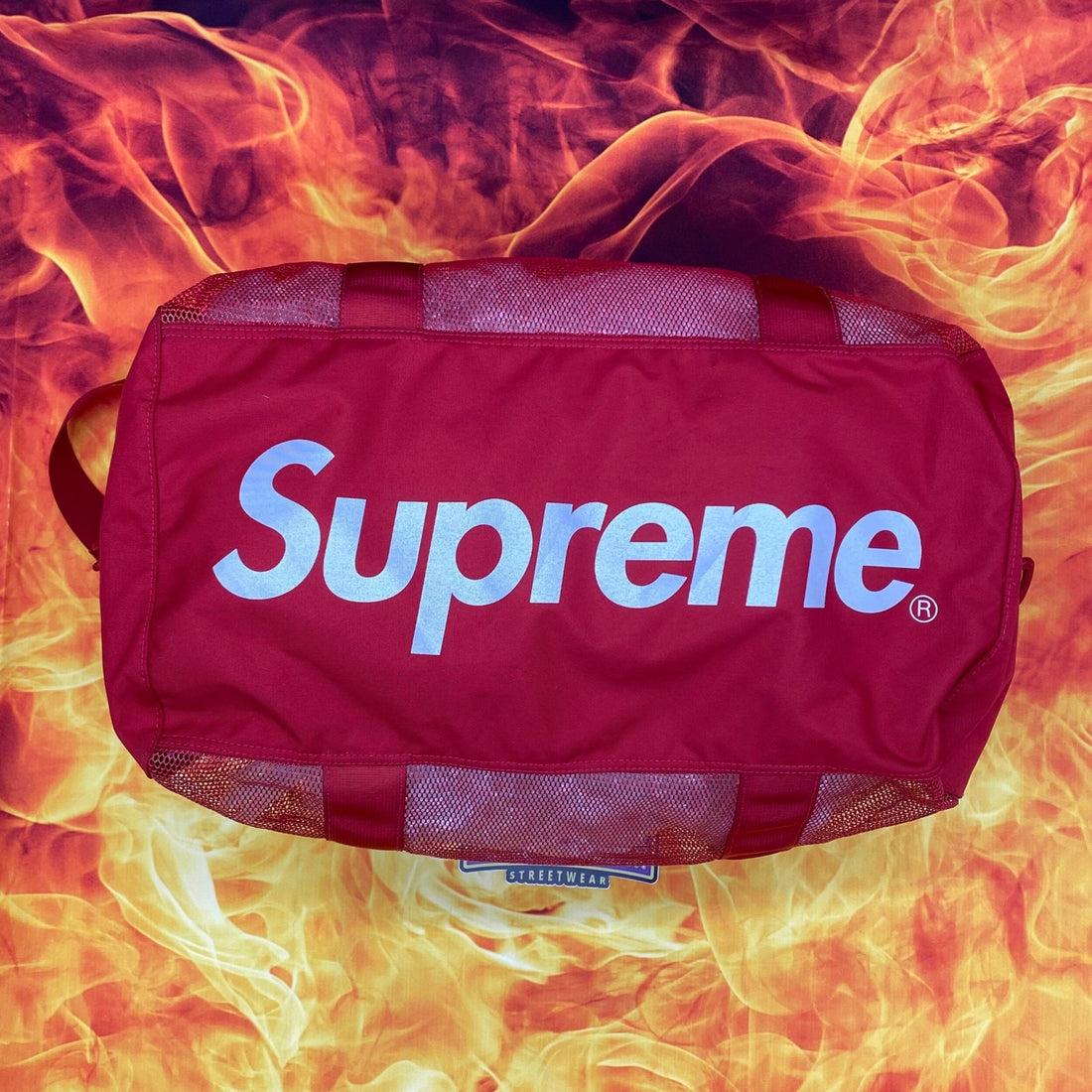Supreme large duffle bag – Million Dollar Streetwear