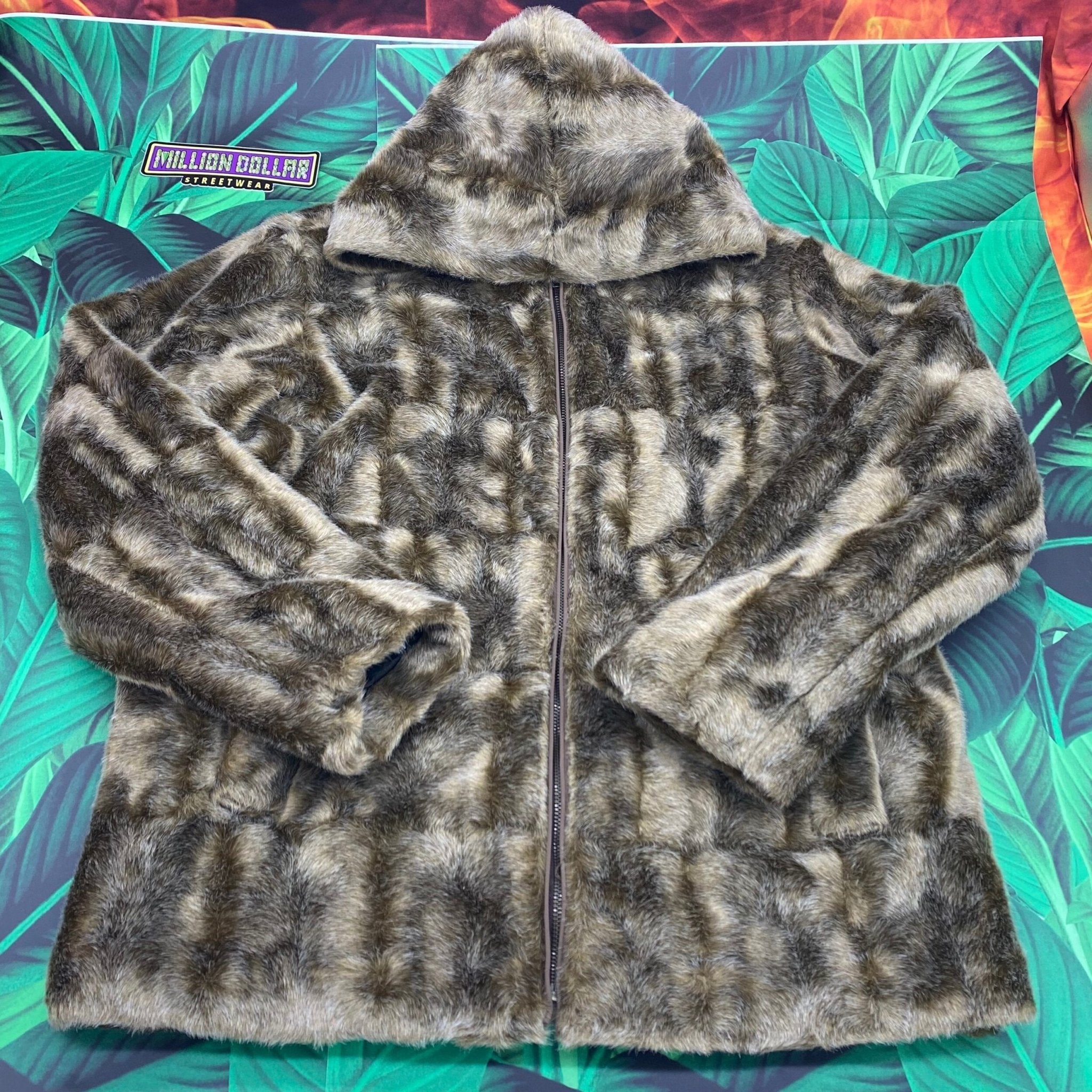 Supreme faux fur hooded zip jacket- L – Million Dollar Streetwear