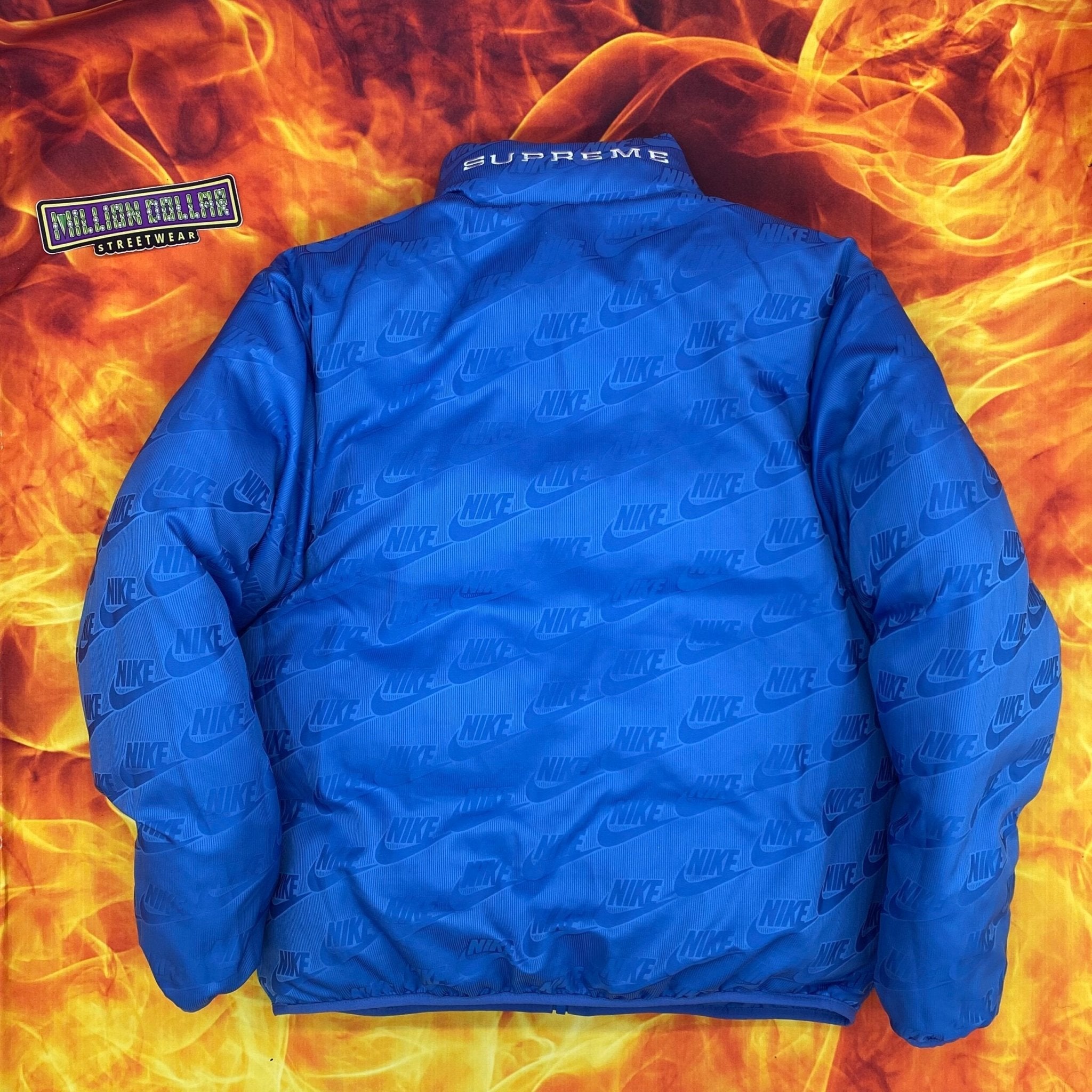 Supreme Nike reversible puffy jacket- S – Million Dollar Streetwear