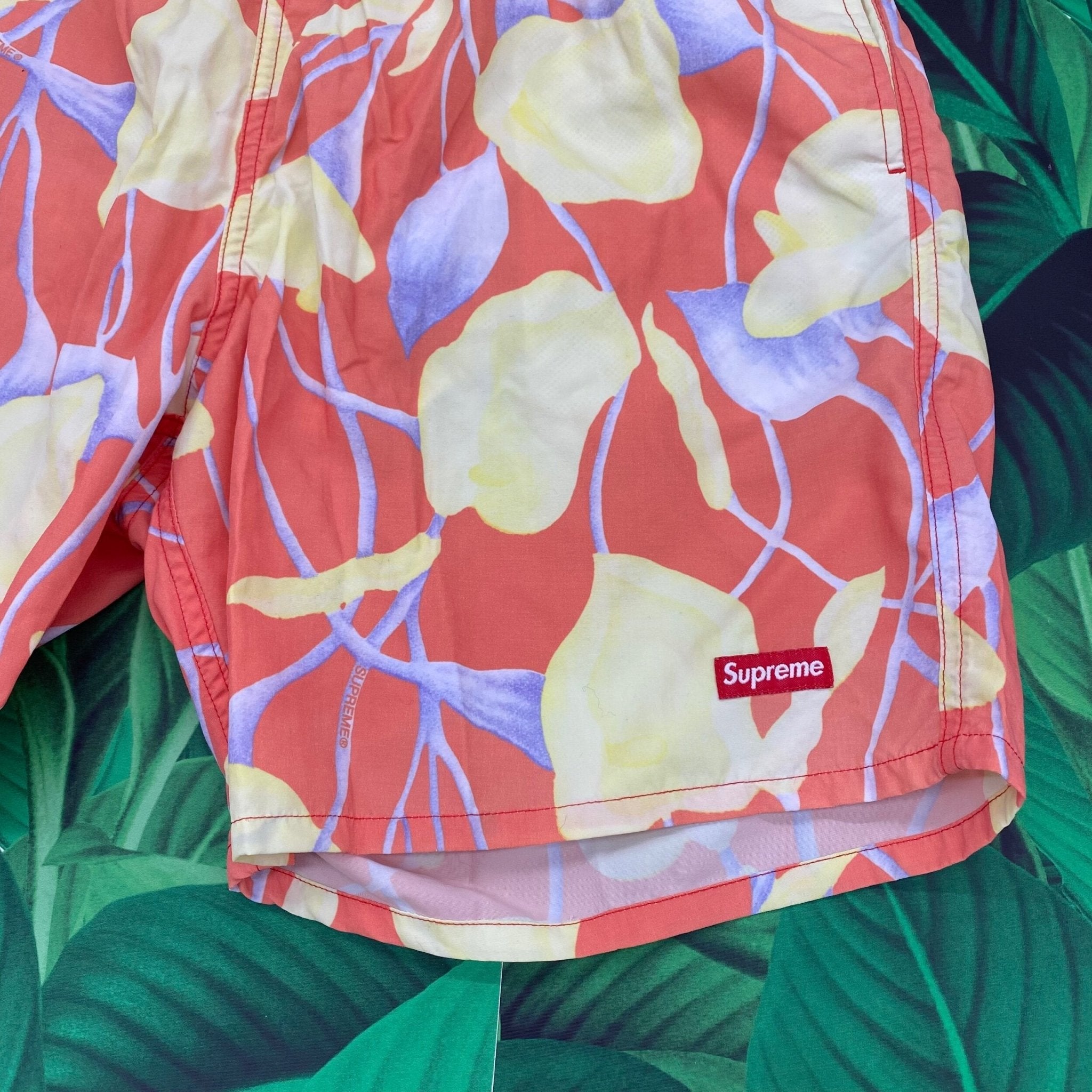 Supreme nylon floral water short- L