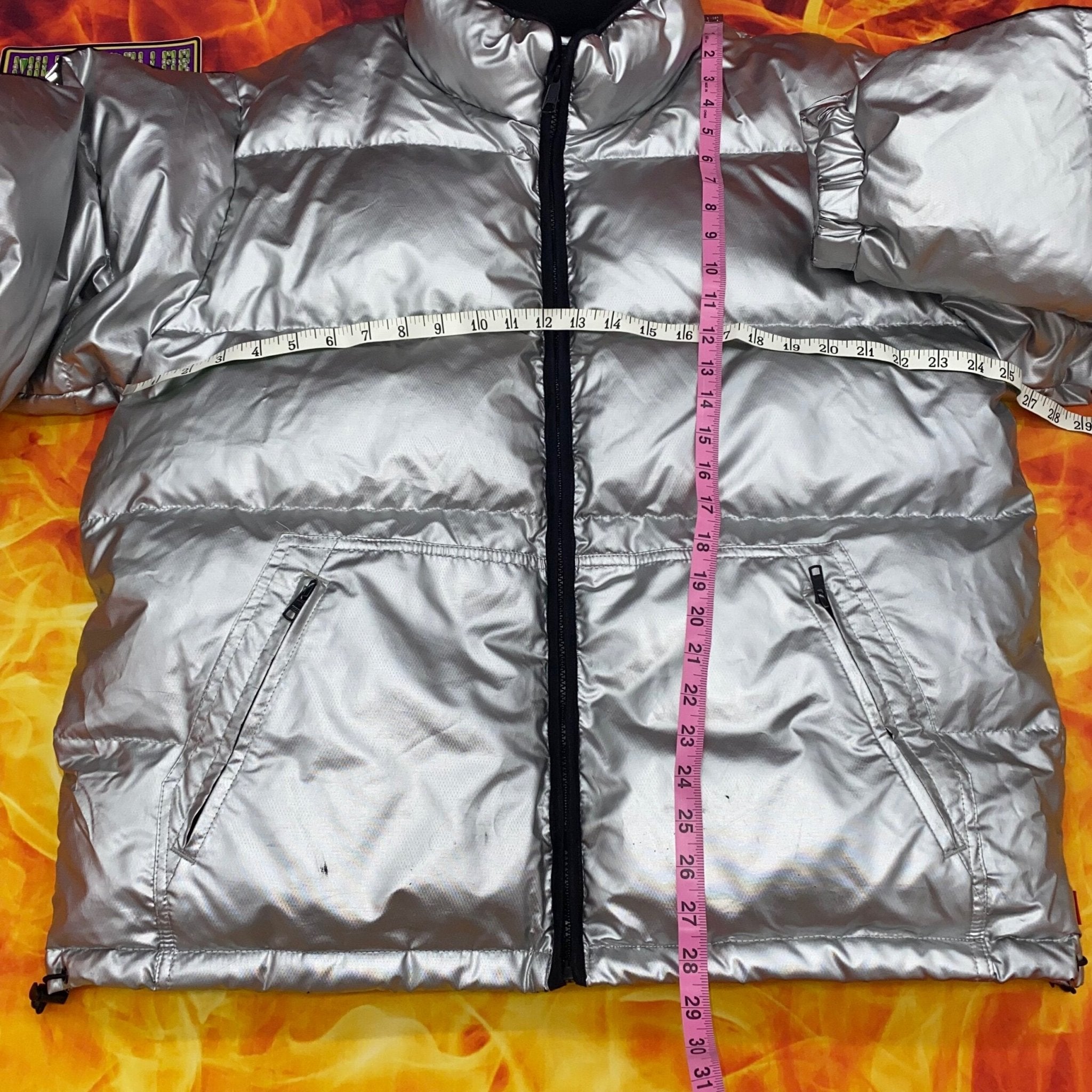 Supreme reflective sleeve logo puffy jacket- L – Million Dollar