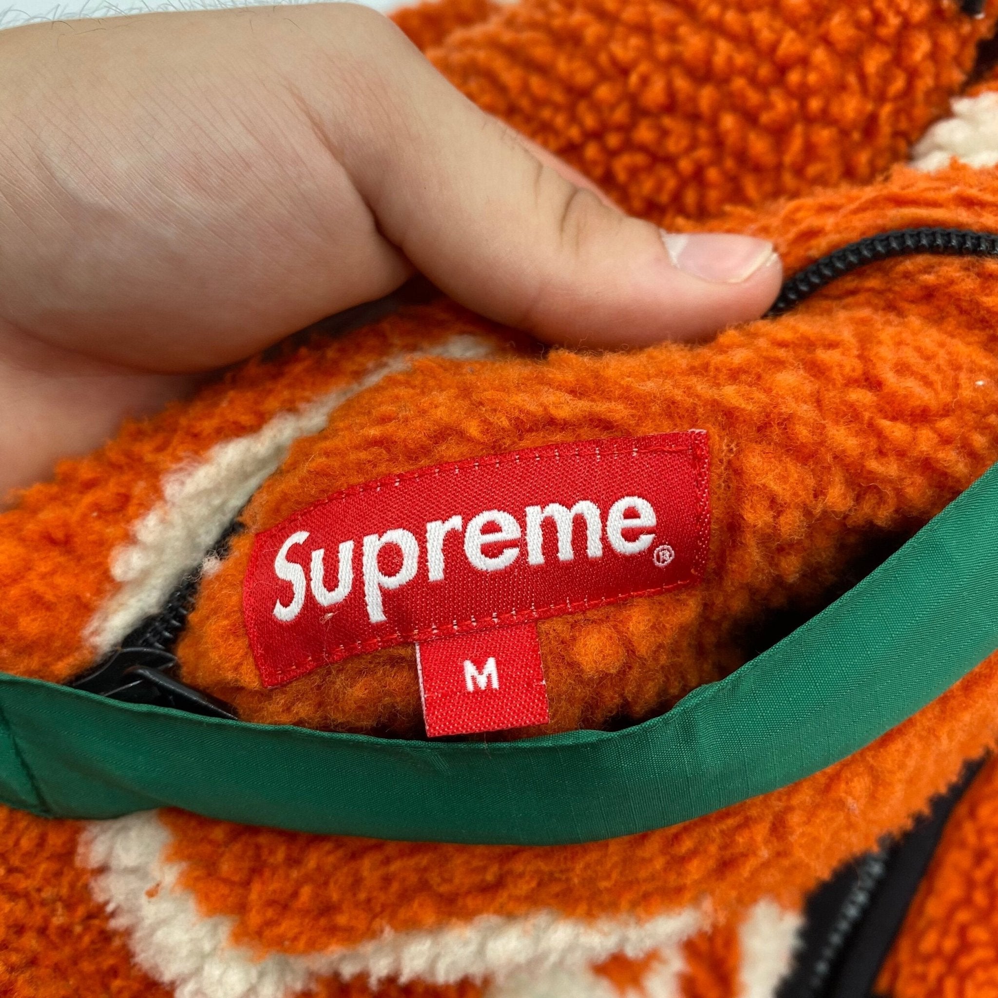 Supreme reversible logo fleece jacket- M – Million Dollar