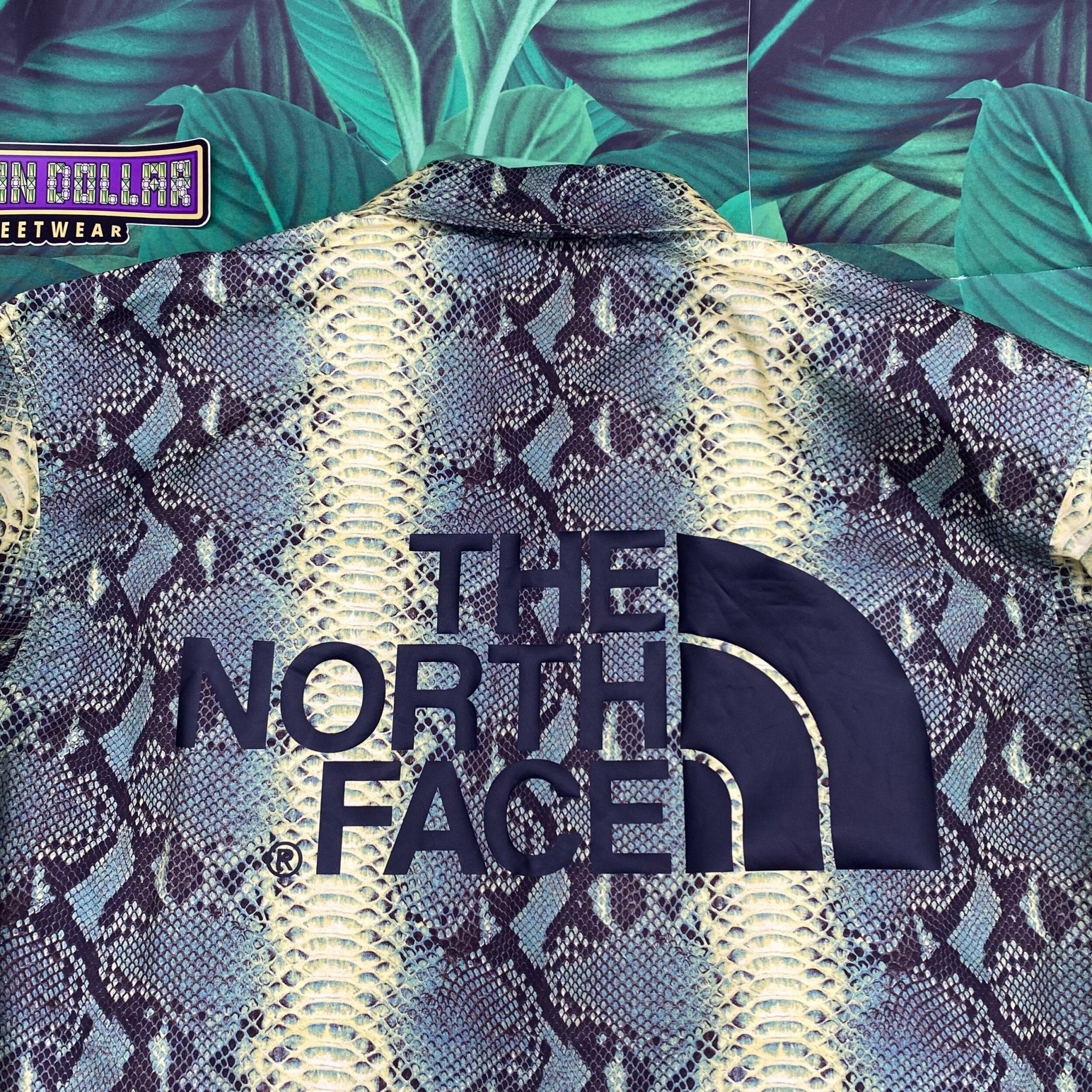 Supreme TNF snakeskin taped seam coaches jacket- S – Million